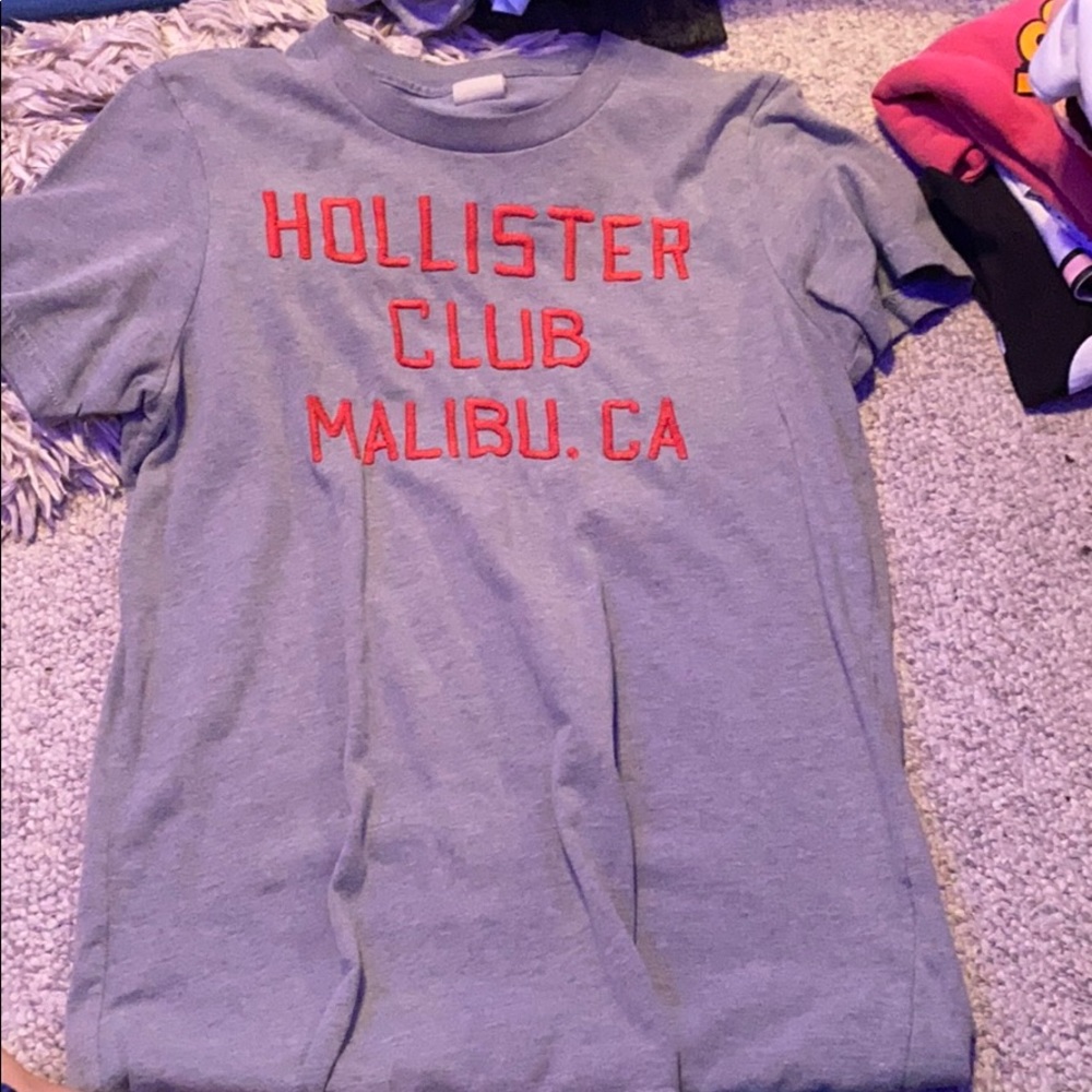Hollister shirt